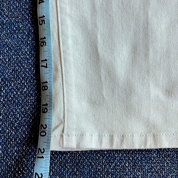 NWT IZOD: Stretch Ankle Jeans, Size 16, Very Light Blue Wash - Picture 2 of 8